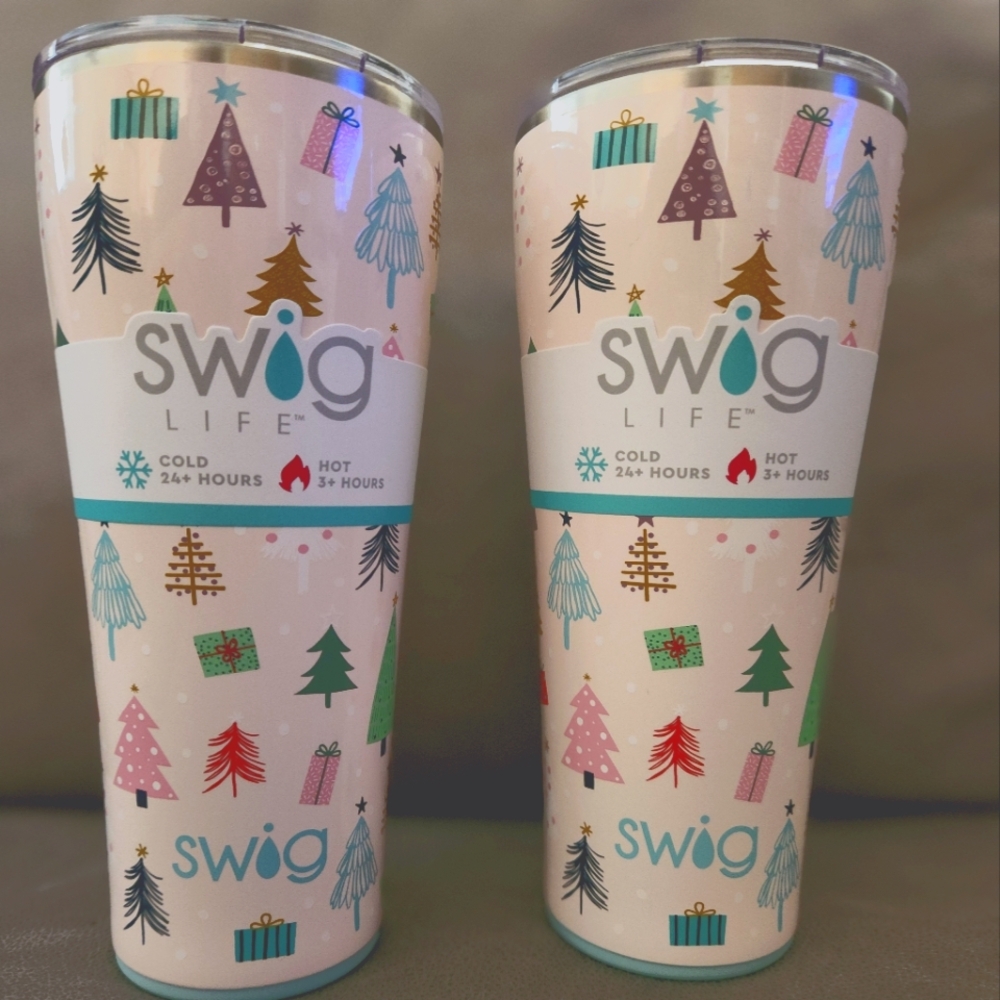 HOLIDAY CLEARANCE!! Swig Life Holiday Tumblers! One Tumbler Left!